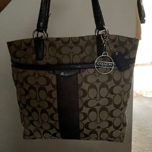 coach hand bag